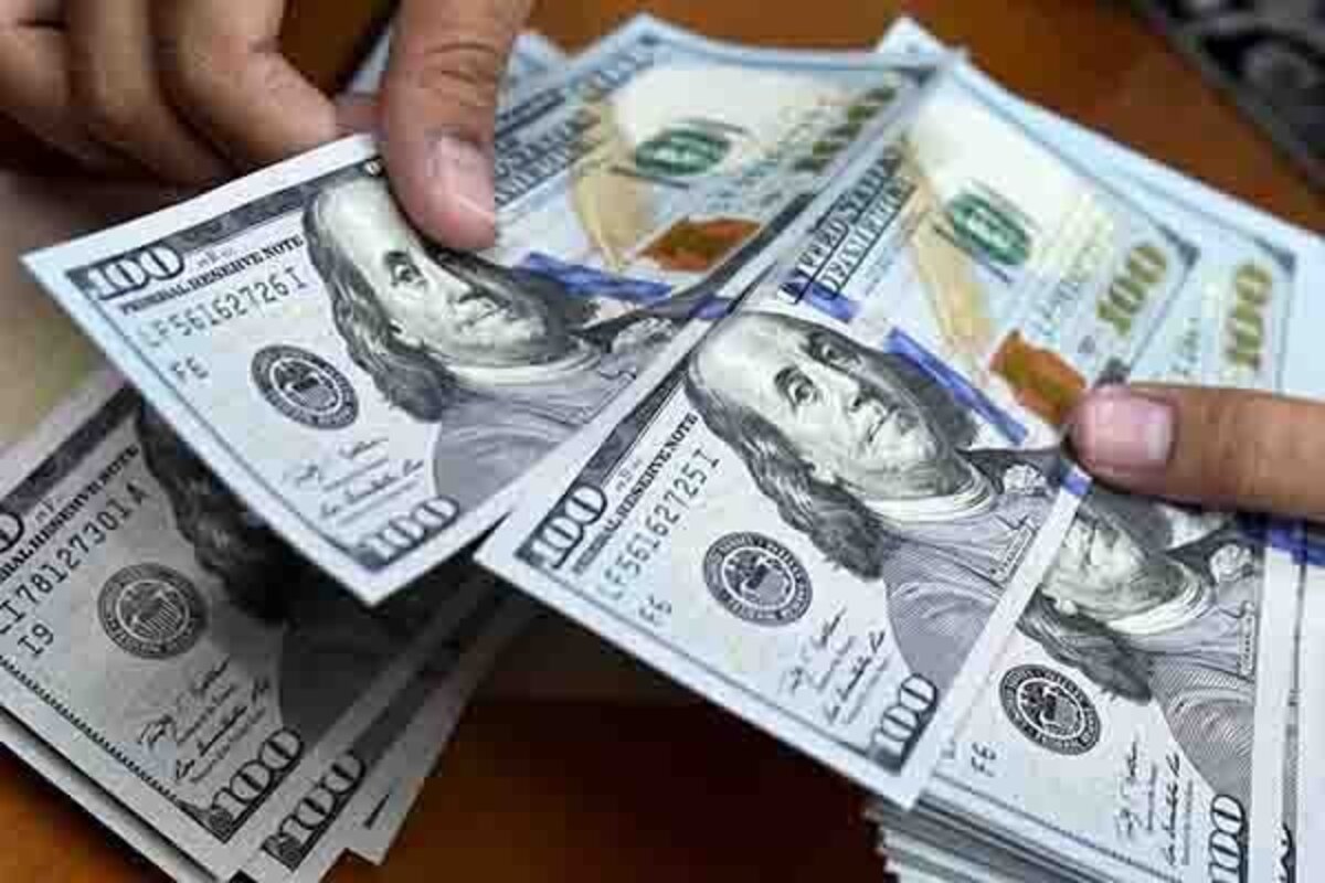 جدیدترین قیمت دلار و یورو در صرافی&zwnj; ملی | ۱۵ اسفند ۱۴۰۰