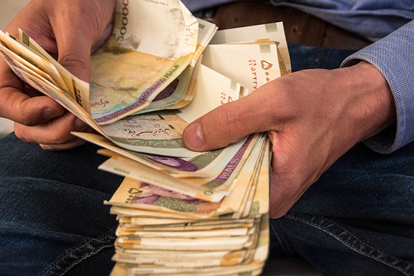 عیدی بازنشستگان افزایش یافت؟ عیدی بازنشستگان افزایش یافت؟