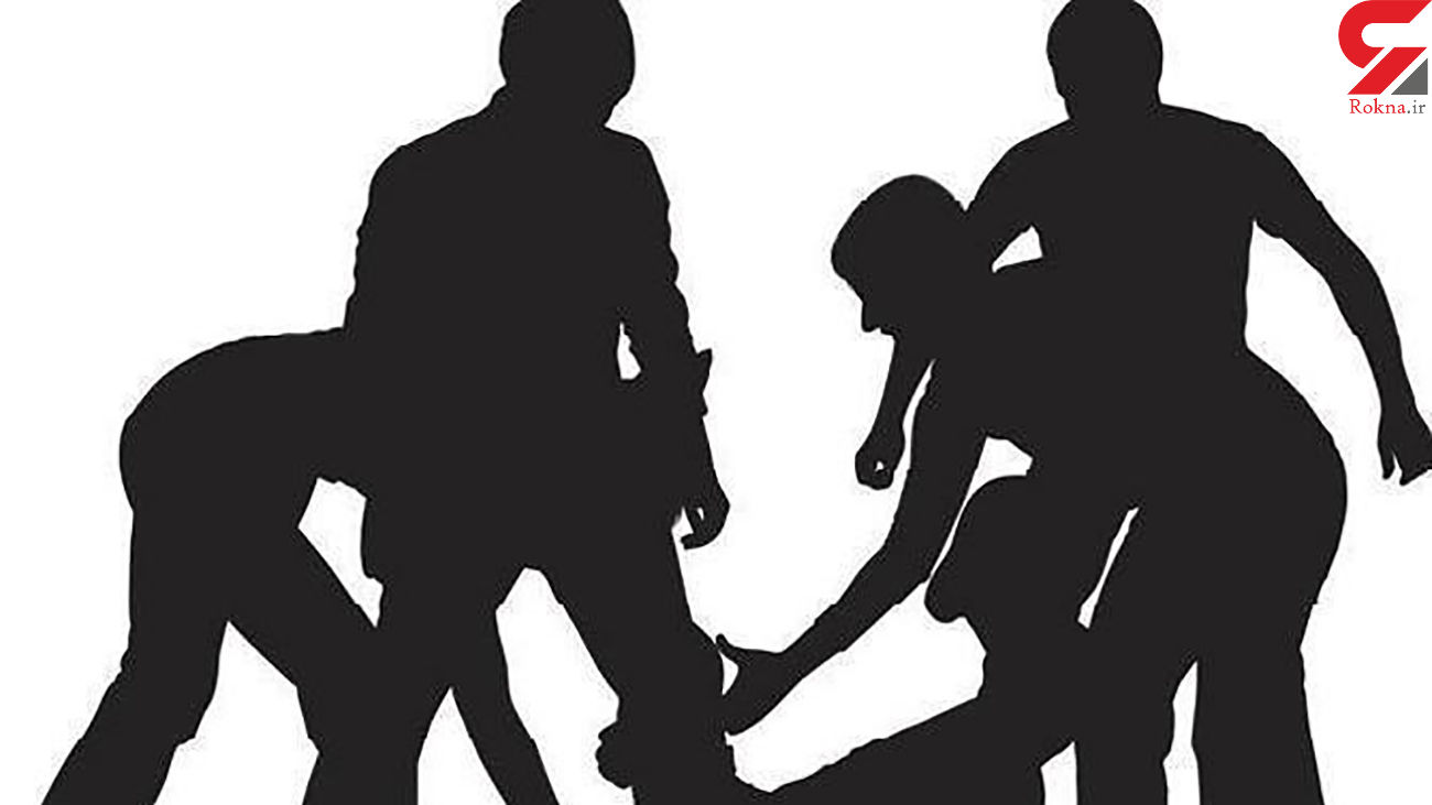 تجاوز به 2 دختر جوان جوینده قارچ در جنگل تجاوز به 2 دختر جوان جوینده قارچ در جنگل