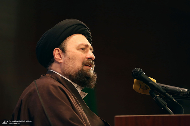 سید حسن خمینی:از گذشته درس بگیریم اما در گذشته باقی نمانیم