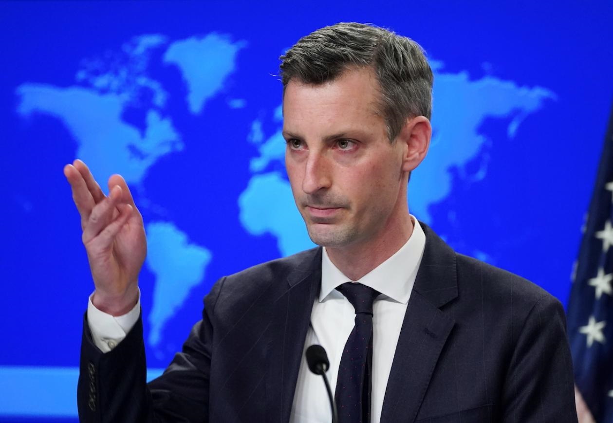 سخنگوی وزارت خارجه آمریکا درمورد بحث حذف نام سپاه از لیست تروریسم: اگر ایران خواهان لغو تحریم&zwnj;هایی است که فراتر از برجام است، باید به نگرانی&zwnj;های ما که فراتر از برجام است بپردازد