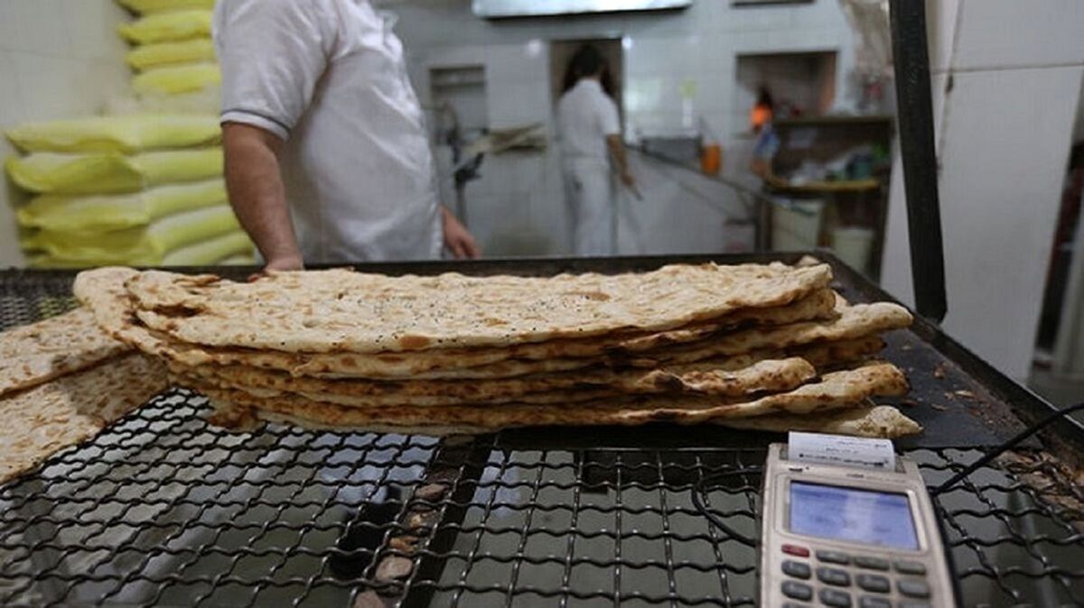یک مقام وزارت اقتصاد: برای هر کد ملی یارانه نان ثبت می&zwnj;شود؛ با هر کارت بانکی امکان خرید نان وجود دارد