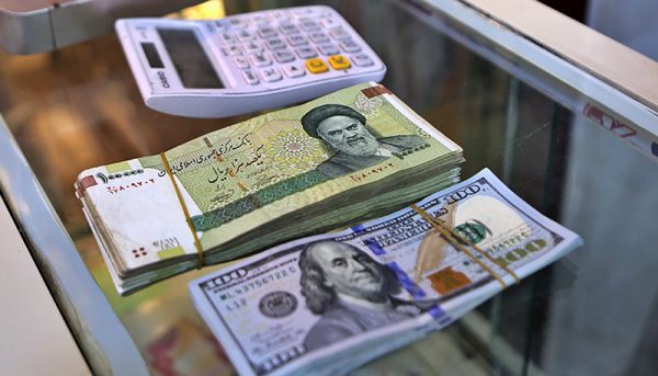 دلار، ۲۹ هزار و ۵۹۰ تومان دلار، ۲۹ هزار و ۵۹۰ تومان