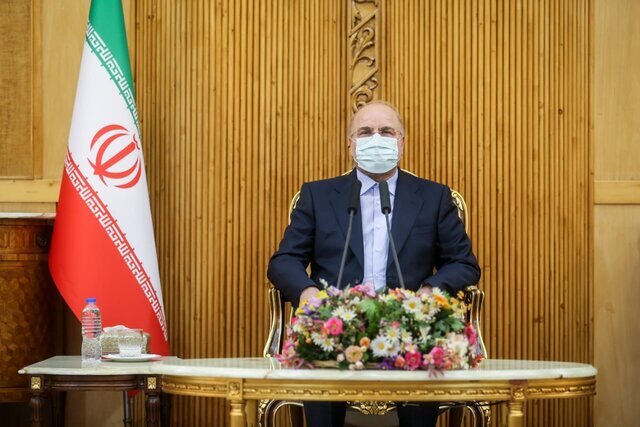 قالیباف: راه&zwnj;های زمینی در ایام اربعین حسینی بازگشایی شوند