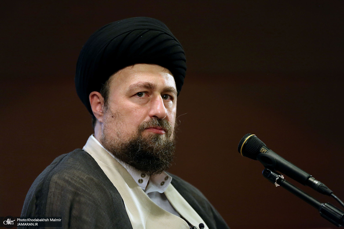 سید حسن خمینی: امام راه حل هیچ مشکلی را از لوله تفنگ نمی دانست/ فریاد «نه شرقی نه غربی» یعنی ما از منظر خدا عدالت خواه هستیم سید حسن خمینی: امام راه حل هیچ مشکلی را از لوله تفنگ نمی دانست/ فریاد «نه شرقی نه غربی» یعنی ما از منظر خدا عدالت خواه هستیم
