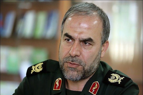 معاون سیاسی سپاه: بعد از چندین سال دولتی شکل گرفته که رئیس آن میخواهد سرباز ولایت باشد اما از طریق فضاسازی، در تلاش برای از بین بردن اعتماد به دولت هستند معاون سیاسی سپاه: بعد از چندین سال دولتی شکل گرفته که رئیس آن میخواهد سرباز ولایت باشد اما از طریق فضاسازی، در تلاش برای از بین بردن اعتماد به دولت هستند