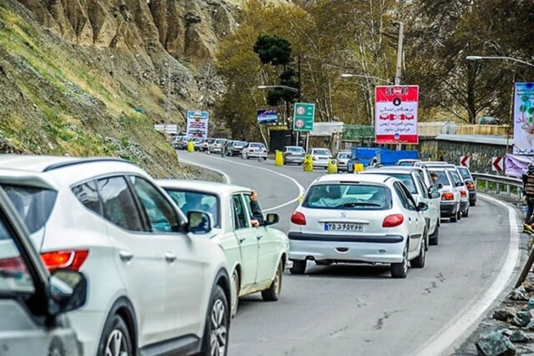 وضعیت جادهها و راه ها، امروز ۱۶ تیر ۱۴۰۱ / ترافیک سنگین در اغلب جادههای منتهی به شمال وضعیت جادهها و راه ها، امروز ۱۶ تیر ۱۴۰۱ / ترافیک سنگین در اغلب جادههای منتهی به شمال