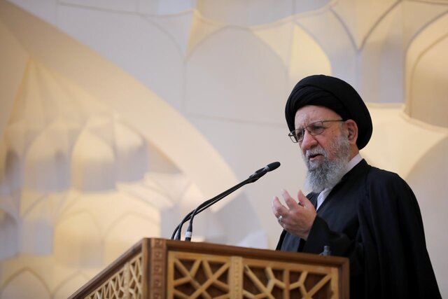 امام جمعه گرگان: با زور نمیشود زنان را چادری کرد امام جمعه گرگان: با زور نمیشود زنان را چادری کرد