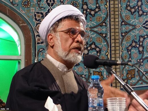 فاضل میبدی : چرا آمار اختلاس ها و آمار خروج ارز از کشور در خطبه ها، بلند نمی شود؟ / سنگک شده ۸ هزار تومان ، رئیس جمهور می گوید نان گران نشده! فاضل میبدی : چرا آمار اختلاس ها و آمار خروج ارز از کشور در خطبه ها، بلند نمی شود؟ / سنگک شده ۸ هزار تومان ، رئیس جمهور می گوید نان گران نشده!