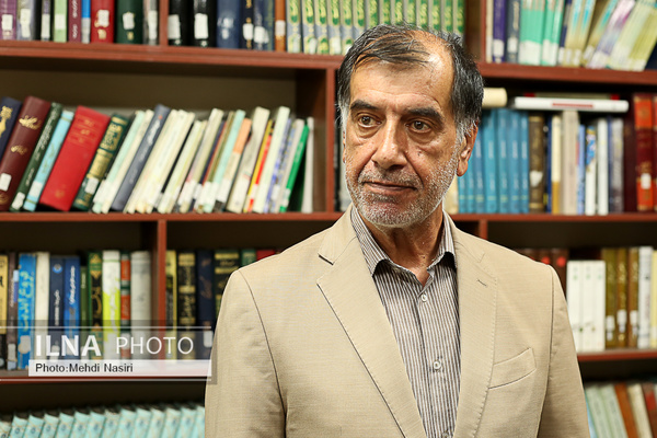 رهبری به دولت دستور دادند مسئله قانون انتخابات حل شود/ در مجلس تا دلتان بخواهد مطالبات غیرممکن داریم/ دولت فکر نکند فقط با سر زدن به مردم مشکلات حل می&zwnj;شود