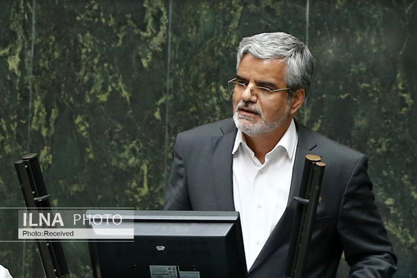 نمایندگانی که در صف حمایت از رئیسی بودند امروز صدای&zwnj;شان بلندتر است/ بعضی نمایند&zwnj;ه&zwnj;ها می&zwnj;گویند به دلیل دفاع مطلق از دولت فعلی، در حوزه&zwnj;های انتخابیه حرفی برای گفتن نداریم