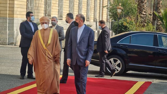 وزیر خارجه عمان به امیرعبداللهیان: فرصتی طلایی برای رسیدن به یک توافق فراهم شده وزیر خارجه عمان به امیرعبداللهیان: فرصتی طلایی برای رسیدن به یک توافق فراهم شده