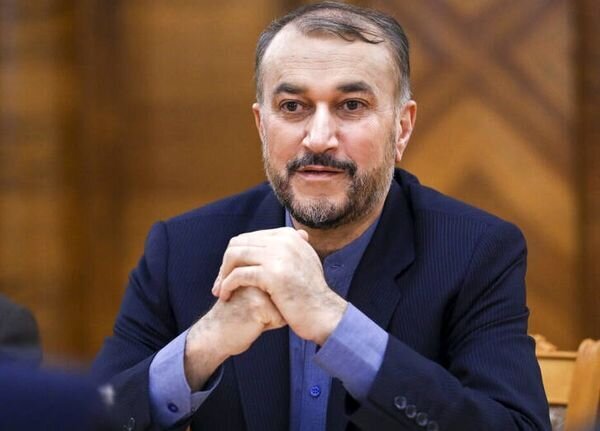 امیرعبداللهیان: اگر سه موضوع باقیمانده در مذاکرات مورد توافق طرف آمریکایی قرار بگیرد پنج کشور دیگر آمادگی دارند نسبت به رسیدن به نقطه توافق حرکت کنند امیرعبداللهیان: اگر سه موضوع باقیمانده در مذاکرات مورد توافق طرف آمریکایی قرار بگیرد پنج کشور دیگر آمادگی دارند نسبت به رسیدن به نقطه توافق حرکت کنند