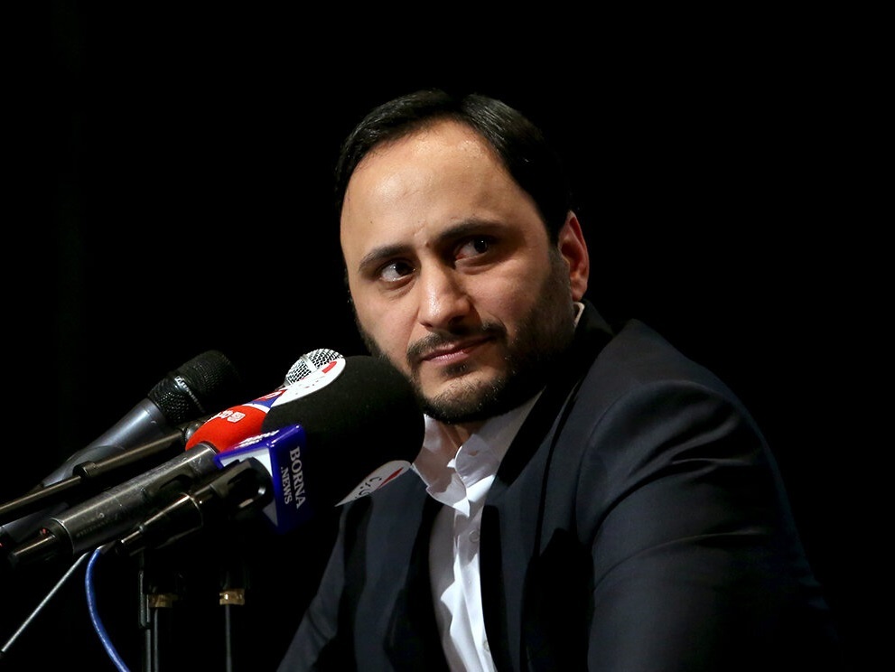 سخنگوی دولت: علی کریمی میتواند به داخل کشور برگردد، کسی با او مشکلی ندارد؛ اجازه نمیدهند صدای حقیقت به گوش ورزشکاران برسد / دولت سیزدهم هیچ وقت اینترنت را قطع نکرده، بلکه برخی پیام رسانهای خاص فیلتر شدند / جمهوری اسلامی در برابر دیکتاتوری رسانهای حاکم در اینستاگرام خواهد ایستاد سخنگوی دولت: علی کریمی میتواند به داخل کشور برگردد، کسی با او مشکلی ندارد؛ اجازه نمیدهند صدای حقیقت به گوش ورزشکاران برسد / دولت سیزدهم هیچ وقت اینترنت را قطع نکرده، بلکه برخی پیام رسانهای خاص فیلتر شدند / جمهوری اسلامی در برابر دیکتاتوری رسانهای حاکم در اینستاگرام خواهد ایستاد