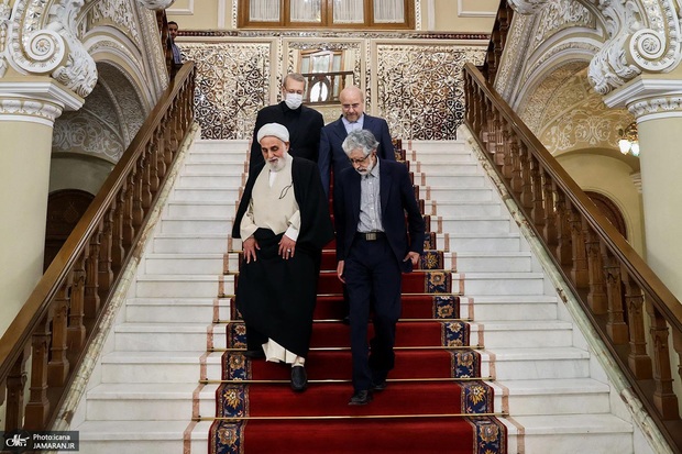 قالیباف در میانه دو «آزمون سخت انتخاباتی»/ شیخ لیدر می شود، لاریجانی کاندیدا؟/ روحانی می آید اگر... قالیباف در میانه دو «آزمون سخت انتخاباتی»/ شیخ لیدر می شود، لاریجانی کاندیدا؟/ روحانی می آید اگر...