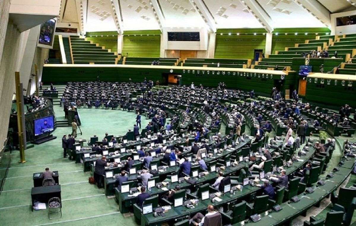 صف اصولگرایان پشت در بهارستان صف اصولگرایان پشت در بهارستان