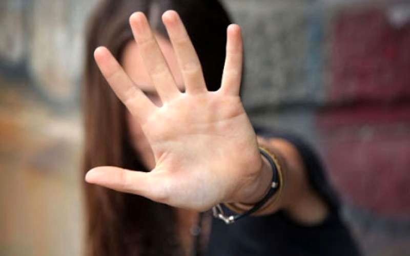 تجاوز سه شیطان صفت به نوعروس آبادانی مقابل چشمان نامزدش