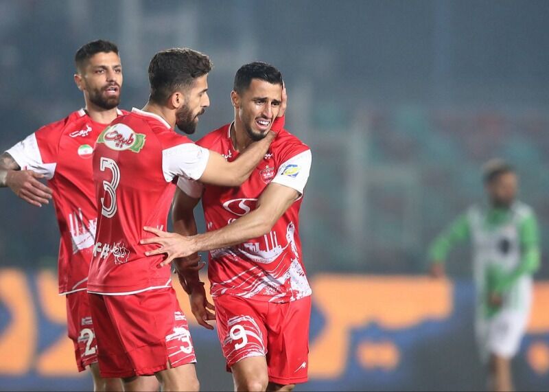 اشکهای علیپور دل همه ما را به درد آورد/ این رفتار با علیپور در شان هوادار پرسپولیس نیست/ درباره کریم باقری زود قضاوت نکنیم!