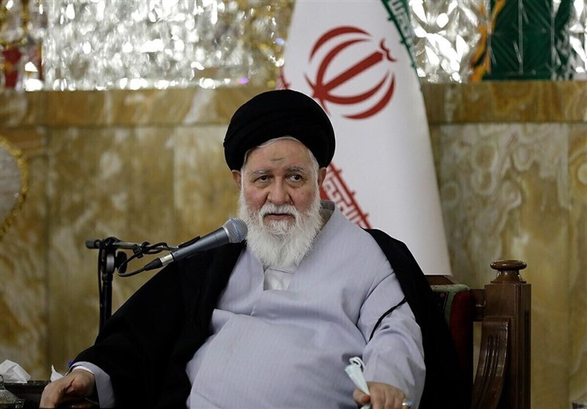 علم الهدی: حقوق پروردگار در جامعه با نهی از منکر محقق میشود تا با جریانهای ناهنجار مقابله شود / اینجا مرد جنگ میخواهد تا کسی باشد در برابر تهاجمات دشمن بایستد؛ حالا ما بایستیم و تماشاچی باشیم؟ نخیر، این حرف ها نیست علم الهدی: حقوق پروردگار در جامعه با نهی از منکر محقق میشود تا با جریانهای ناهنجار مقابله شود / اینجا مرد جنگ میخواهد تا کسی باشد در برابر تهاجمات دشمن بایستد؛ حالا ما بایستیم و تماشاچی باشیم؟ نخیر، این حرف ها نیست