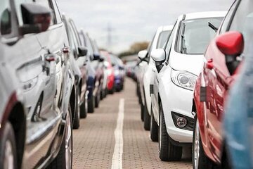 تا پایان امسال چند دستگاه خودرو وارد کشور میشود؟
