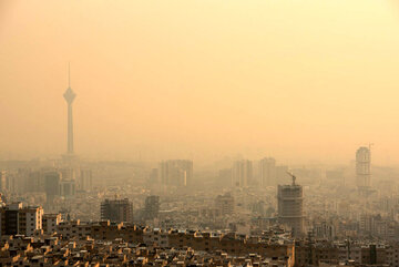هوای تهران آلوده است/۷ نقطه در وضعیت قرمز هوای تهران آلوده است/۷ نقطه در وضعیت قرمز