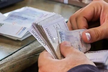 خبر مهم دولت درباره حقوق کارمندان/ کسری حقوق کارمندان به این شکل جبران می‌شود