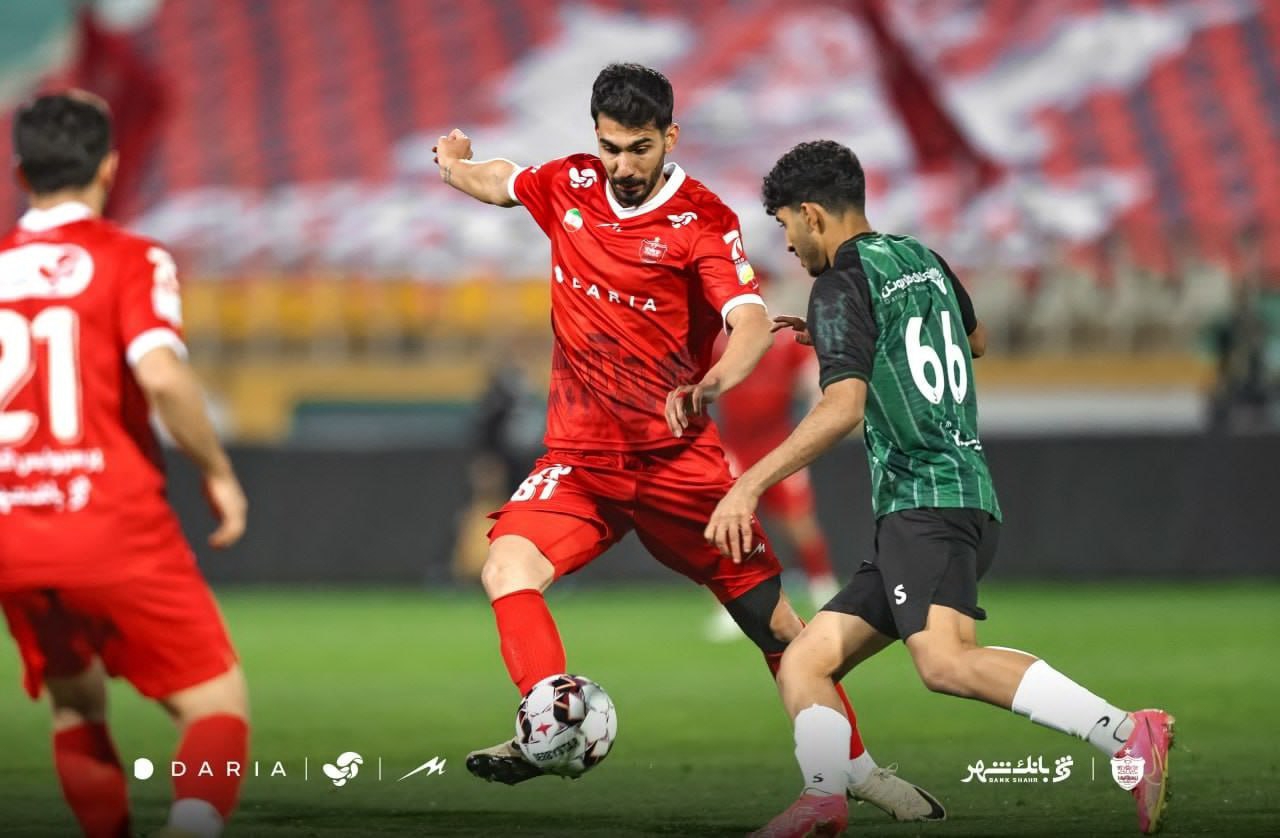 2429485