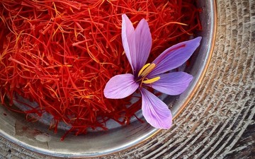 قیمت جدید زعفران اعلام شد/ یک کیلو زعفران چند شد؟ قیمت جدید زعفران اعلام شد/ یک کیلو زعفران چند شد؟