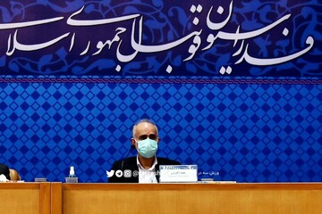 چرا آقای محمدمهدی نبی فکر می کند باید از حجالت منتقدان دربیاید؟ چرا آقای محمدمهدی نبی فکر می کند باید از حجالت منتقدان دربیاید؟