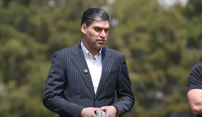 حضور مدیرعامل پرسپولیس در فدراسیون کشتی حضور مدیرعامل پرسپولیس در فدراسیون کشتی