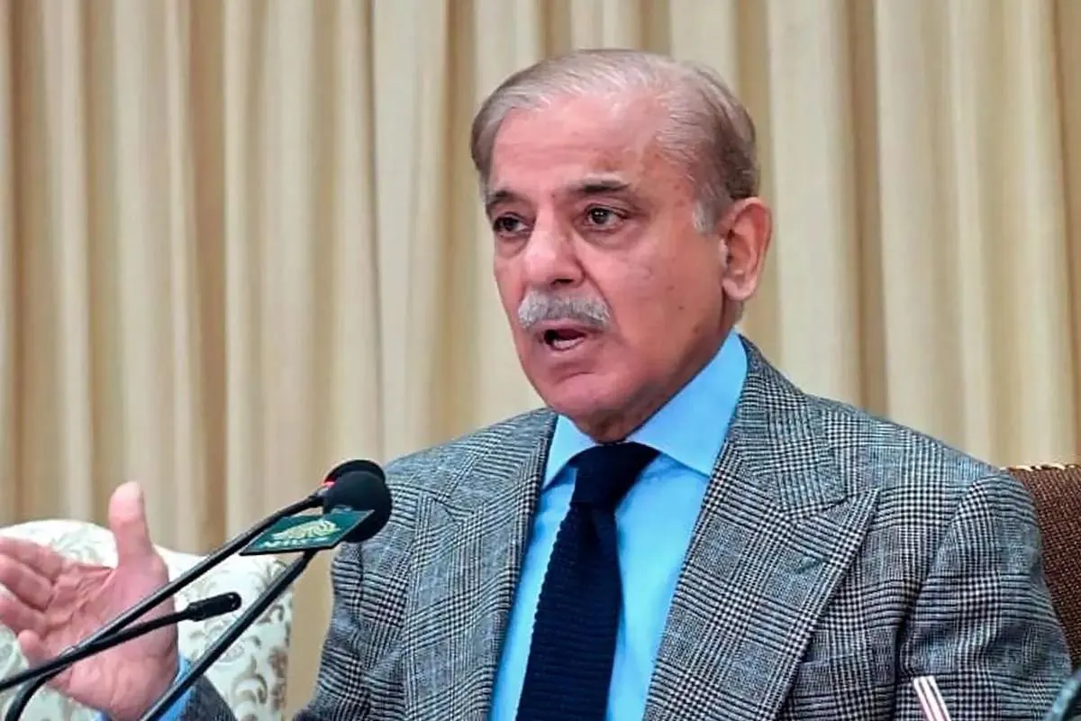 نخست‌وزیر پاکستان: ایران به زودی به کشوری با یکی از بالاترین رشدهای اقتصادهای جهان تبدیل خواهد شد/ پیام من به رهبر ایران این است که تهران با عزت و کرامت به یادداشت تفاهم دست یافته