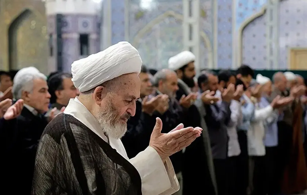 چه کسی بر پیکر رهبر شهید نماز میخواند؟ چه کسی بر پیکر رهبر شهید نماز میخواند؟