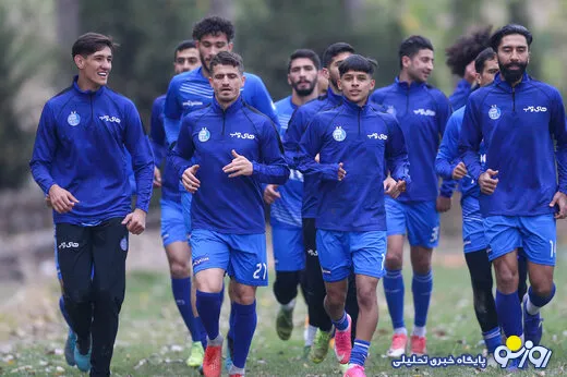 هشدار کادرفنی استقلال به بازیکنان ؛ احتیاط فرهاد ادامه دارد