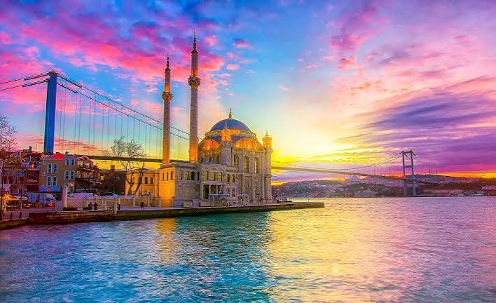 ترکیه میتواند جایگاه خاصی را در نقشه لجیستیکی منطقه به دست آورد؟ استانبول جایگزین دوبی خواهد شد؟ ترکیه میتواند جایگاه خاصی را در نقشه لجیستیکی منطقه به دست آورد؟ استانبول جایگزین دوبی خواهد شد؟