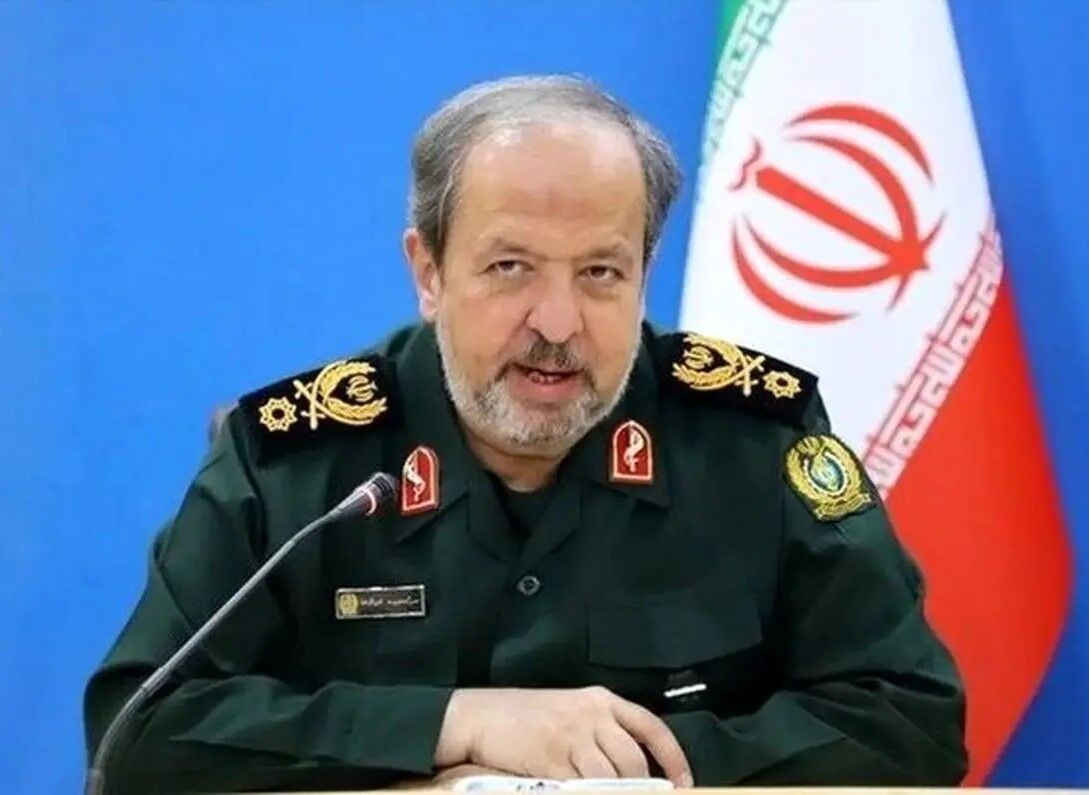 سرپرست وزارت دفاع: ترامپ درباره تنگه هرمز حرف زیادی میزند سرپرست وزارت دفاع: ترامپ درباره تنگه هرمز حرف زیادی میزند