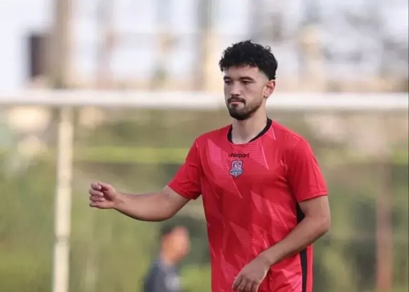 اشتباه بزرگ تارتار برای مدافع جوان پرسپولیس گران تمام شد اشتباه بزرگ تارتار برای مدافع جوان پرسپولیس گران تمام شد